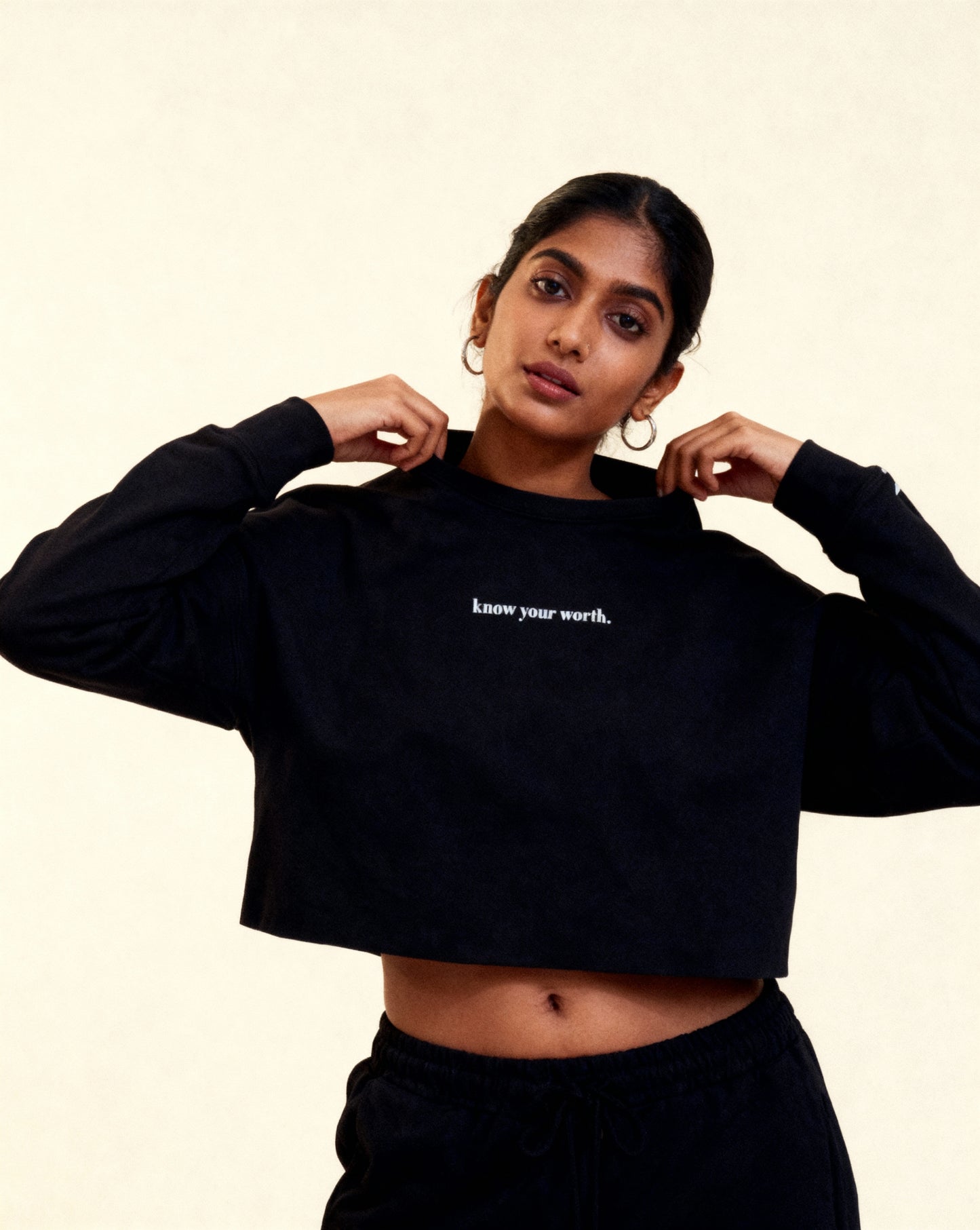 Know Your Worth Women's Crop Sweatshirt
